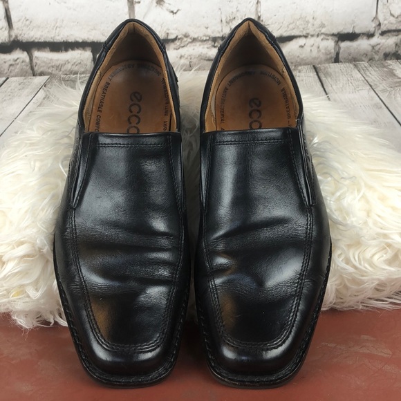 Ecco Men’s Slip Ons